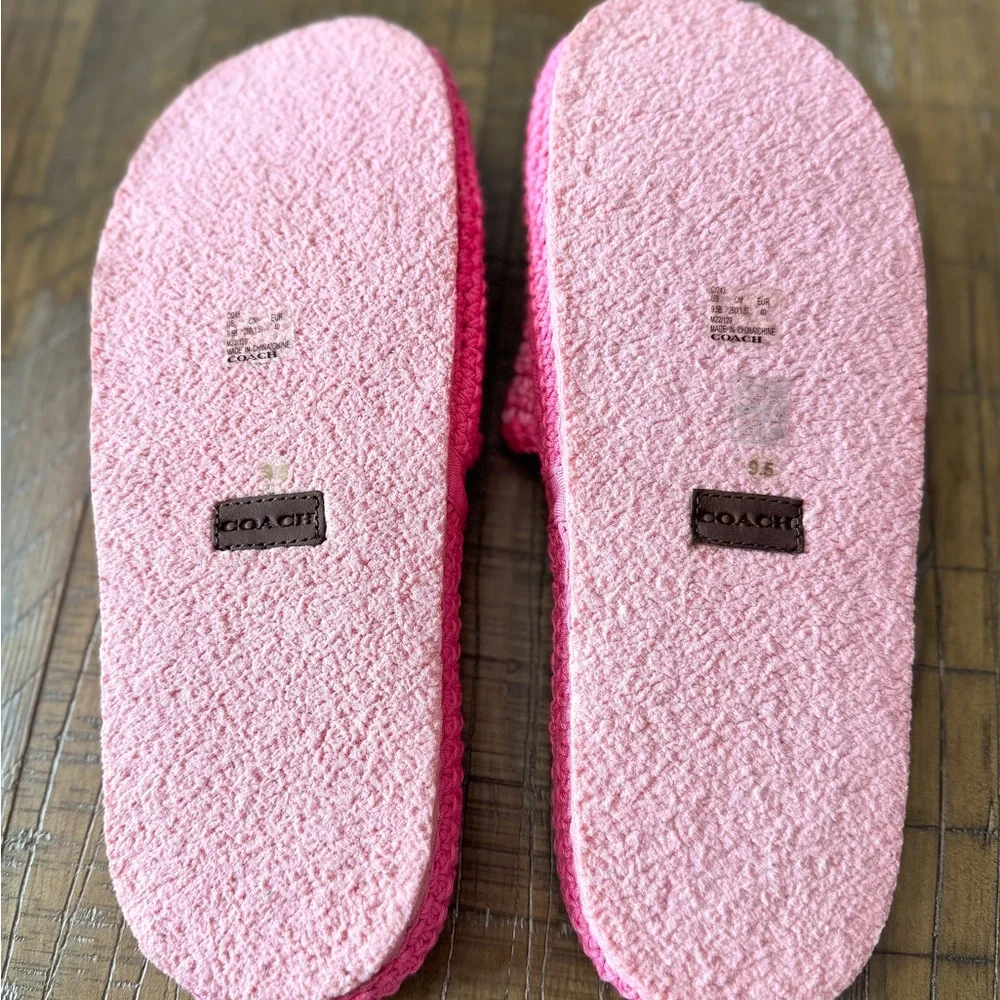 Coach Averie Crochet Flower Pink Sandals - Picture 4 of 5